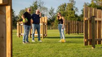 Teamspass mit Fussballgolf