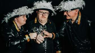 250304 Comedyexpress Die Götter des Olymp  Foto Nicola Ielardi